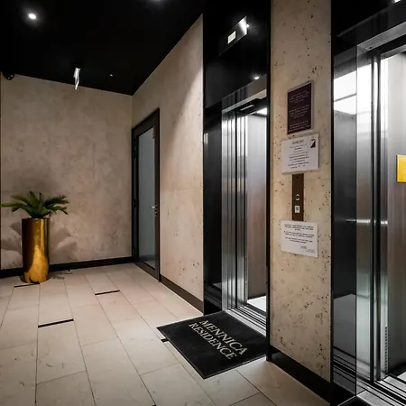 Appartamento Urban Chic - Luxury For Up To 15 Guests In Mennica Residence, Center